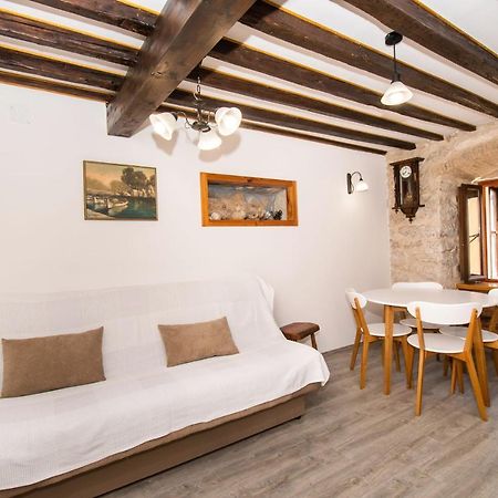 Apartment Rustika سكرادين المظهر الخارجي الصورة